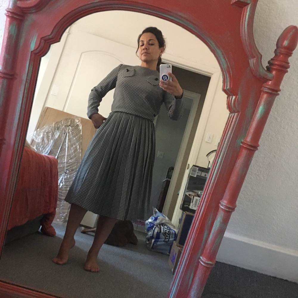 Vintage Black and white dress - A-mazing! 50s